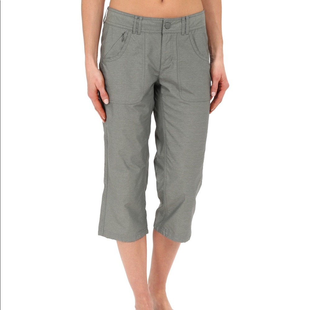 The North Face  Gray Capris